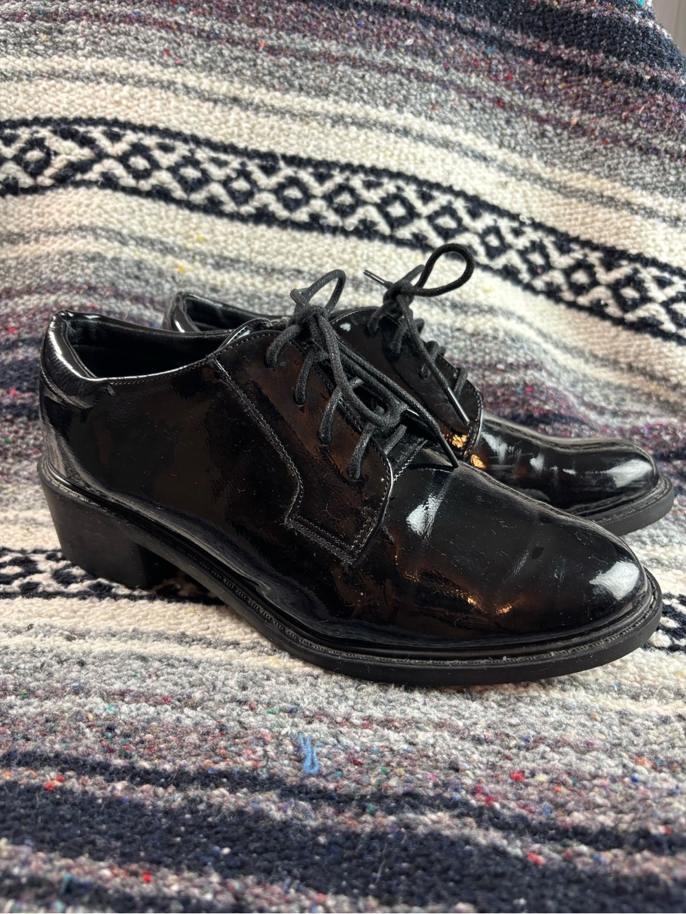 Women’s Italian Shiny Black Patent Leather Heeled Oxfords Lace Up Shoes 7/7.5